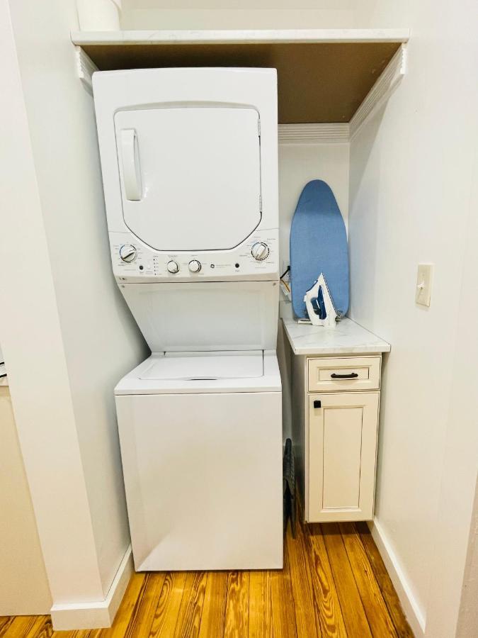 Delightful 2Br Apartment With Balcony - 15 Min From Mohegan Sun- Foxwoods Casinos & Mystic Нью-Лондон Экстерьер фото